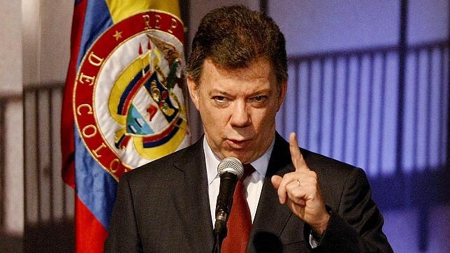 Juan Manuel Santos viajará a Cuba para reunirse con Raúl Castro y Hugo Chávez