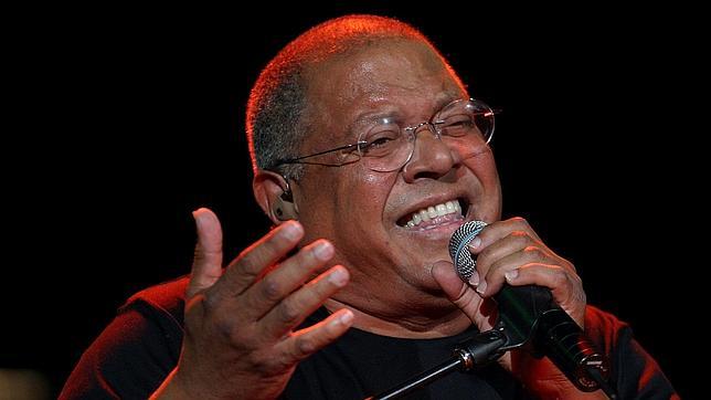 Pablo Milanés se encuentra bien tras ser operado y se recupera en la UCI