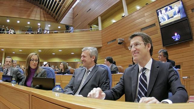 Feijóo anuncia la primera fusión de dos ayuntamientos de La Coruña