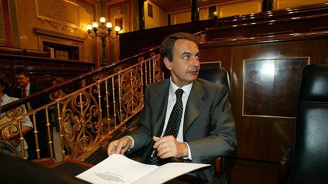 El Gobierno de Zapatero, el que más erró en sus previsiones económicas en 2011