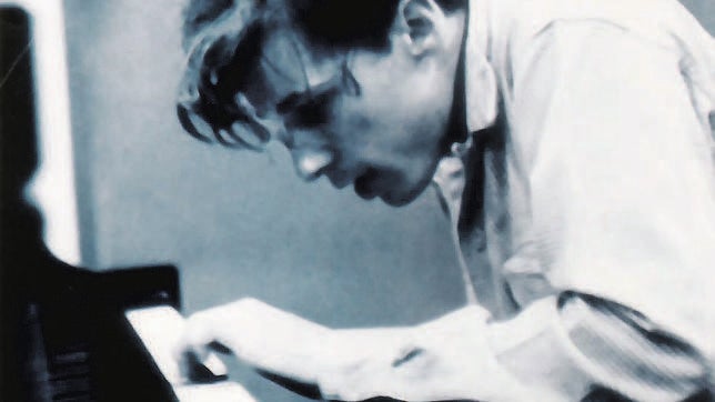 Treinta y dos miradas sobre Glenn Gould