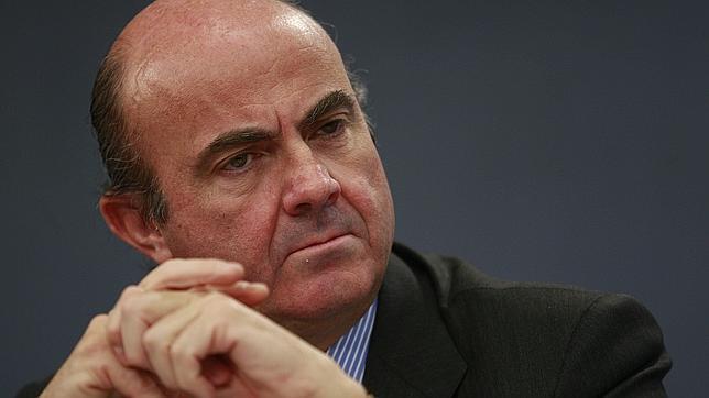 Luis de Guindos: «No damos la espalda al desafío»