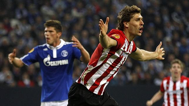 Llorente empaña la gran noche de Raúl