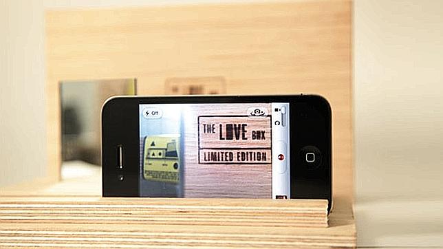 'The Lovebox', una 'aplicación' artesanal para el iPhone