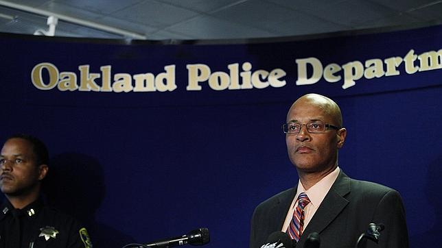 El detenido por el tiroteo de Oakland estaba «enfadado» por el trato que recibía en la Universidad