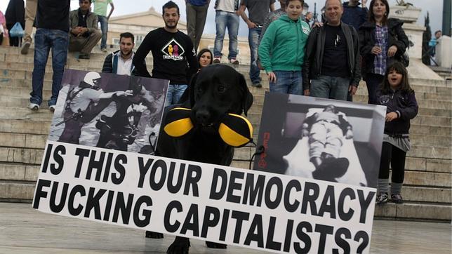 Grecia coloca con éxito 1.300 millones en Letras del Tesoro