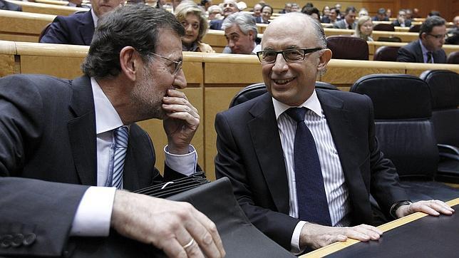 El dardo de Rajoy a Iglesias: «Dijo que estudiaría retirar los bonus a senadores, ¿lo ha pensado ya?»