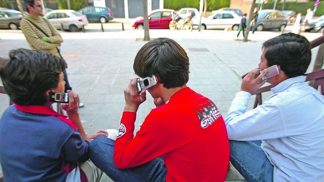 La telefonía móvil perdió 133.500 líneas en febrero