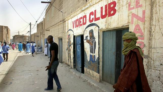 Un convoy con medicinas y comida consigue entrar en Tombuctú