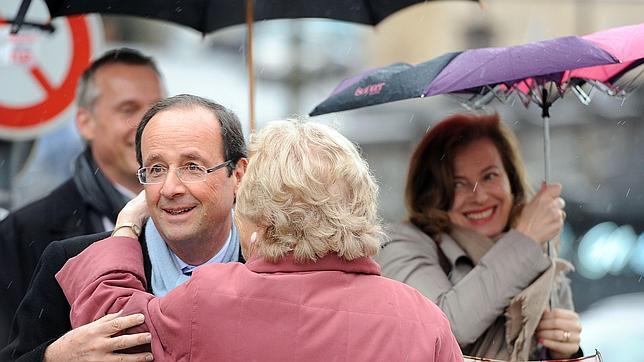 Inquietud en medios financieros por las promesas electorales de Hollande y Sarkozy