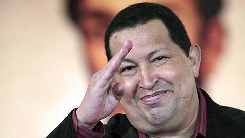 Chávez: un año de enfermedad, en doce tuits