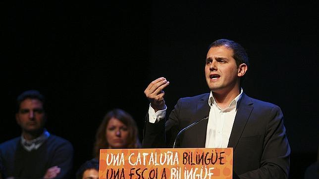 C's llama a PSC y PPC a articular una mayoría alternativa al separatismo de CiU