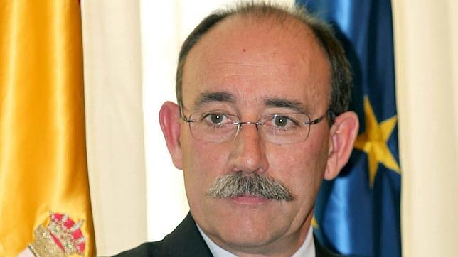 El ex número dos de Educación afirma  que a Wert le estallará una «bomba incendiaria» por la subida de tasas