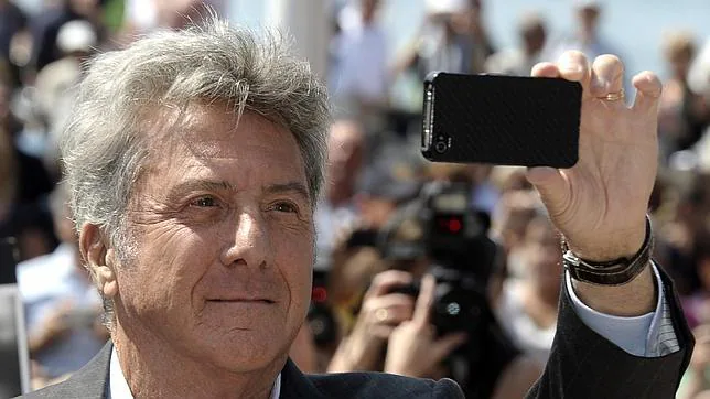 Dustin Hoffman salva la vida a un joven víctima de un infarto