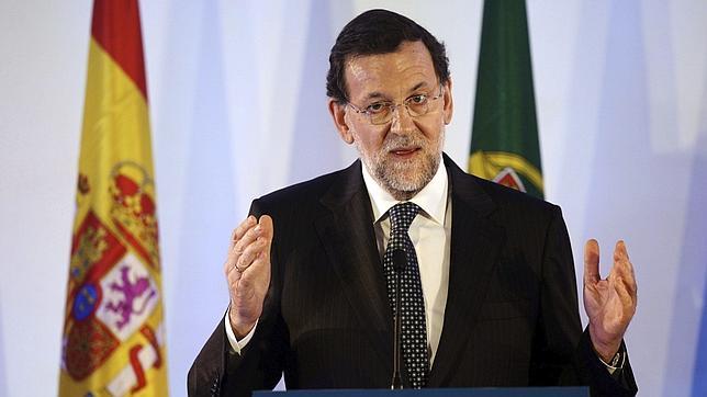 Rajoy advierte que «no hay más camino que los ajustes»