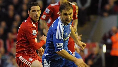 Ivanovic se suma al «casting» para encontrar lateral derecho