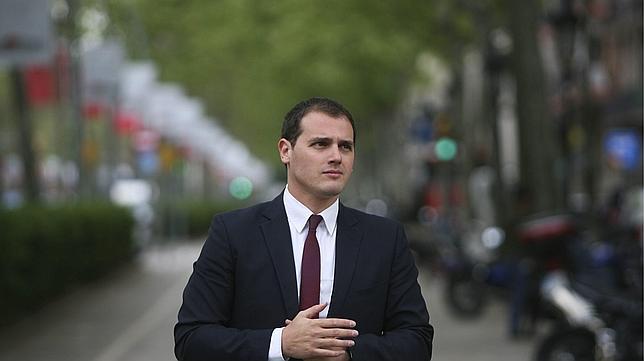 C's califica la propuesta de hacienda propia de Mas de «Curro Jiménez a la catalana»