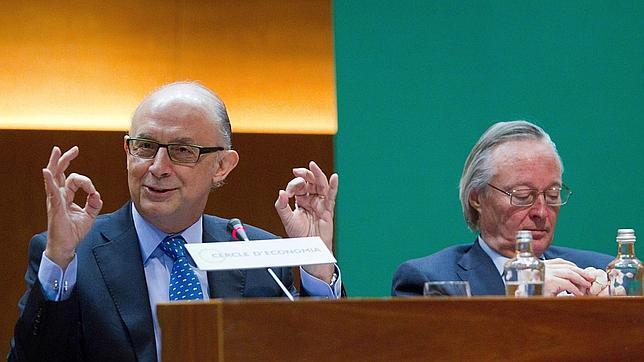 «¿Va a subir el IVA el Gobierno?», la pregunta del millón en el Congreso