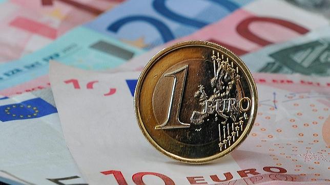 La inflación interanual de la zona del euro cae una décima en abril, al 2,6%
