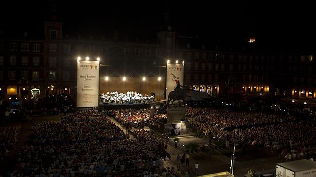 La crisis se lleva a Barenboim y la Noche en Blanco