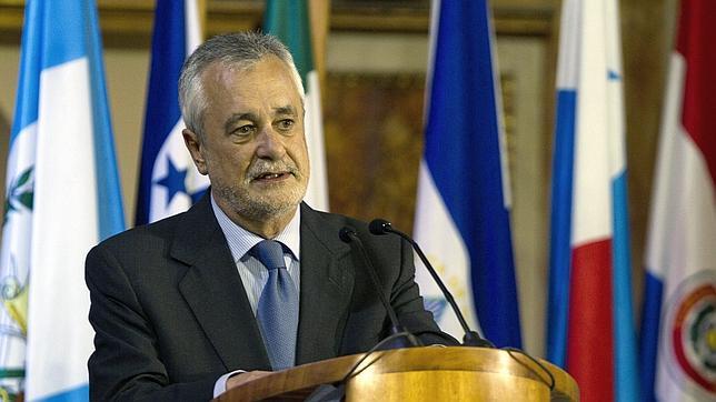 Griñán critica que el Gobierno exija a Andalucía el 20% del ajuste