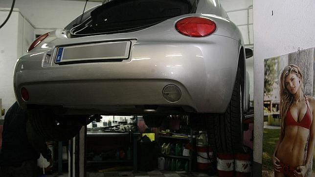 Los talleres de automóviles han perdido 14.000 empleos desde el inicio de la crisis