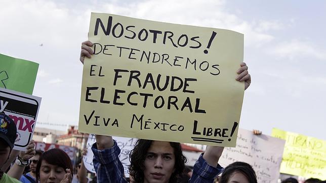 Los estudiantes mexicanos, «indignados» con el PRI y el duopolio televisivo