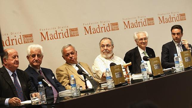 Gonzalo Santonja sitúa el origen del toreo en el siglo XII