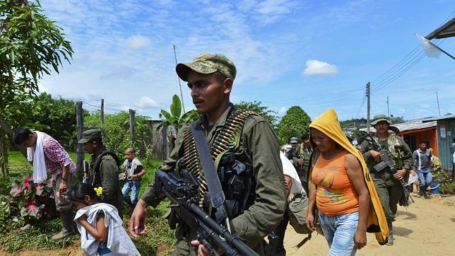 Las FARC hablan por primera vez de la posibilidad «de desarme»