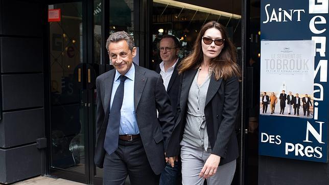 Carla Bruni y Nicolas Sarkozy reaparecen en París tras un largo descanso en Marruecos