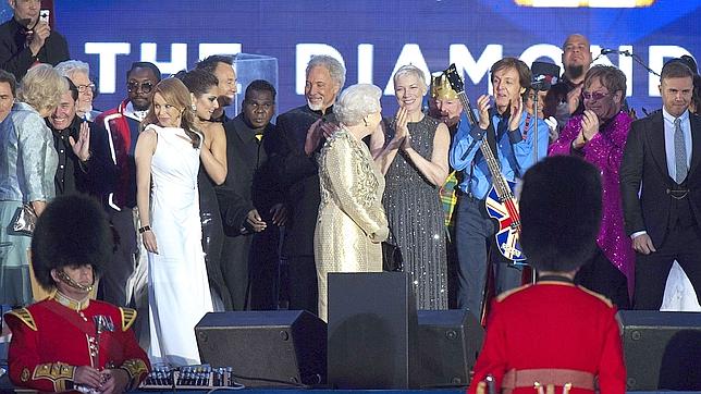 El mundo de la música rinde homenaje a Isabel II