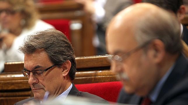 Mas comparecerá en el Parlament para explicar su tercera oleada de recortes