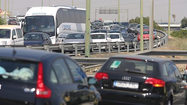 Discutir con el copiloto reduce la atención del conductor igual que si fuera bebido