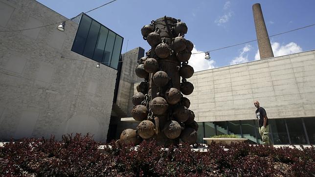 Plensa vuelve a dejar su huella en Barcelona