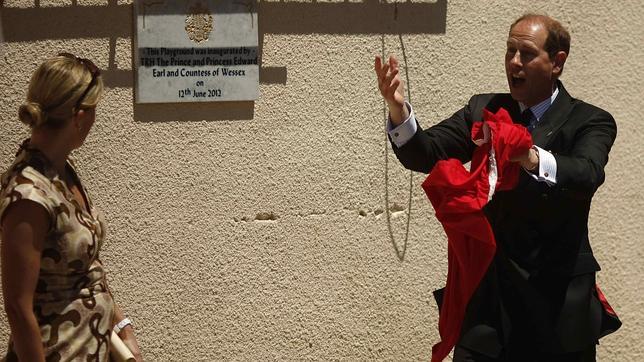 El Rey visitará a los guardias civiles que protegen a los pesqueros en Gibraltar