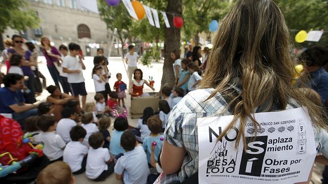 Ana Botella: «Tenemos especial cariño al colegio, pero hay que garantizar seguridad»