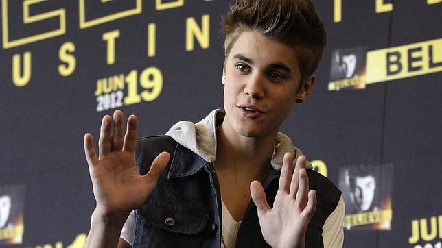 La policía quiere interrogar a Justin Bieber