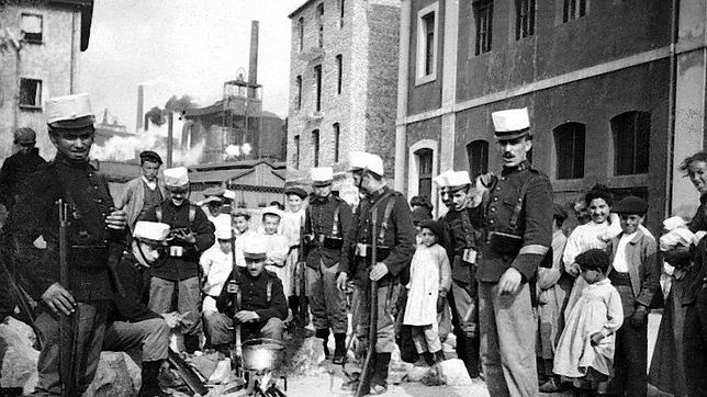 «Garellano» 45, así es el regimiento donde se jura la Bandera de España en el País Vasco