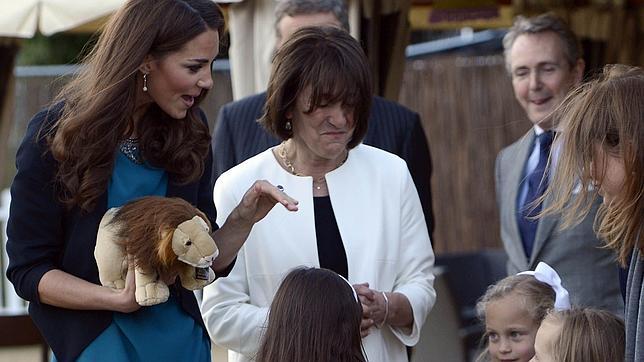 Catalina de Cambridge sigue apostando por Zara y por repetir prendas