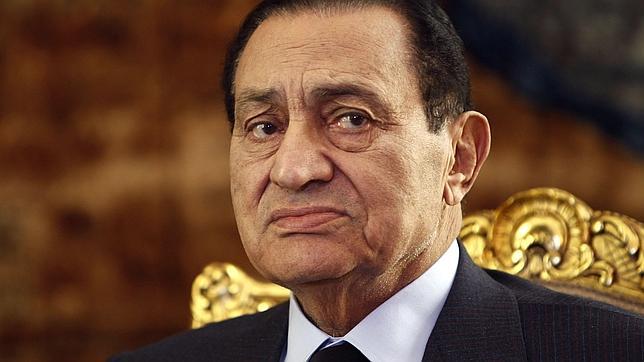 Mubarak, entre la vida y la muerte