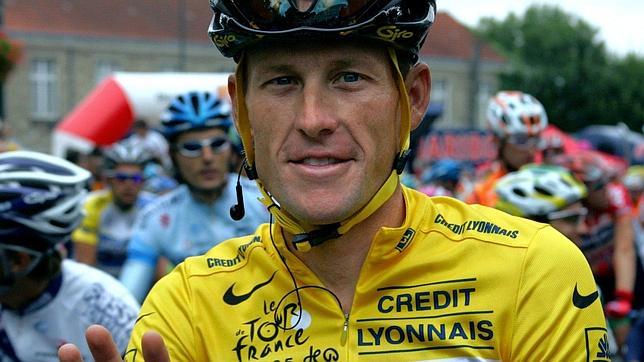 Armstrong exige a la USADA que retire los cargos por su presunto dopaje
