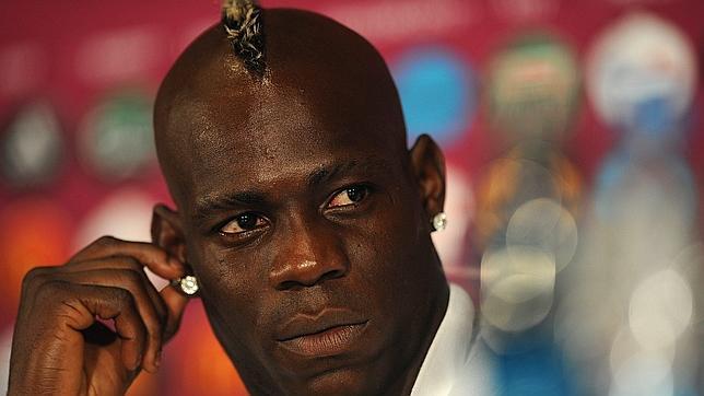 Balotelli: «Soy más un hombre que un Peter Pan»