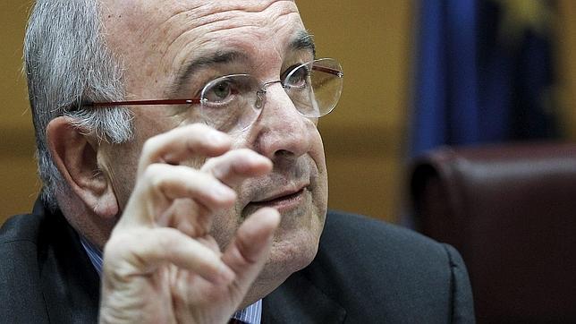 Almunia: «Se diga o no se diga» la ayuda a la banca se traduce en más «vigilancia» a España