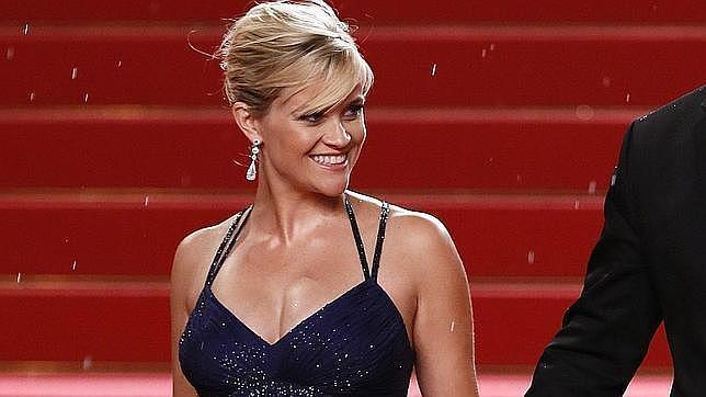 Reese Witherspoon por fin confirma su tercer embarazo