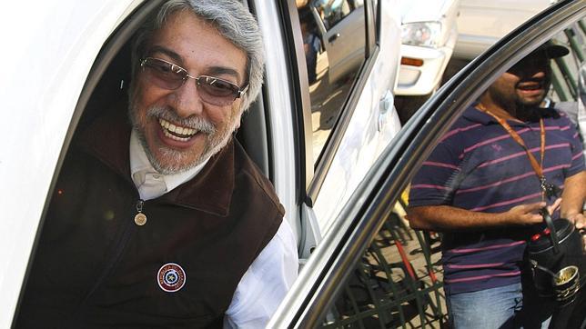 Lugo prevé acudir la justicia internacional, pero ve «muy difícil» volver a gobernar