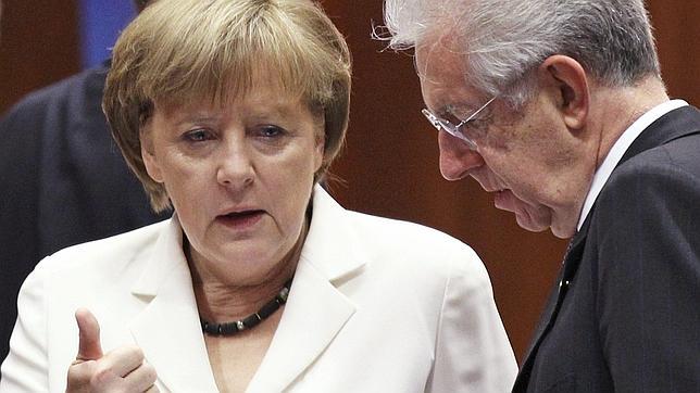 «Der Spiegel» habla de «dolorosa derrota» de Merkel frente a Monti y Rajoy