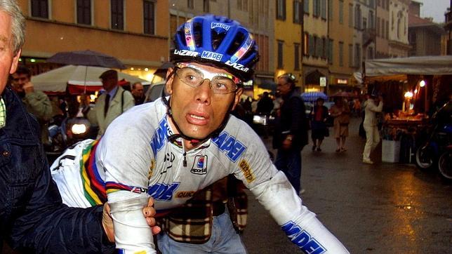 Óscar Freire abandona el Tour