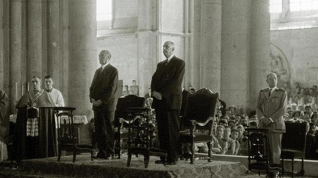 Hollande y Merkel intentan acercar posturas en Reims, símbolo de la reconciliación franco-alemana