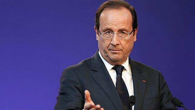 Turquía, «traicionada» por Hollande respecto al genocidio armenio
