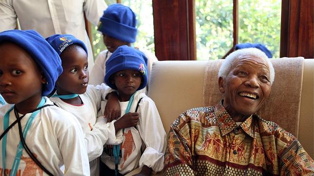 La familia de Mandela lanza su marca de ropa